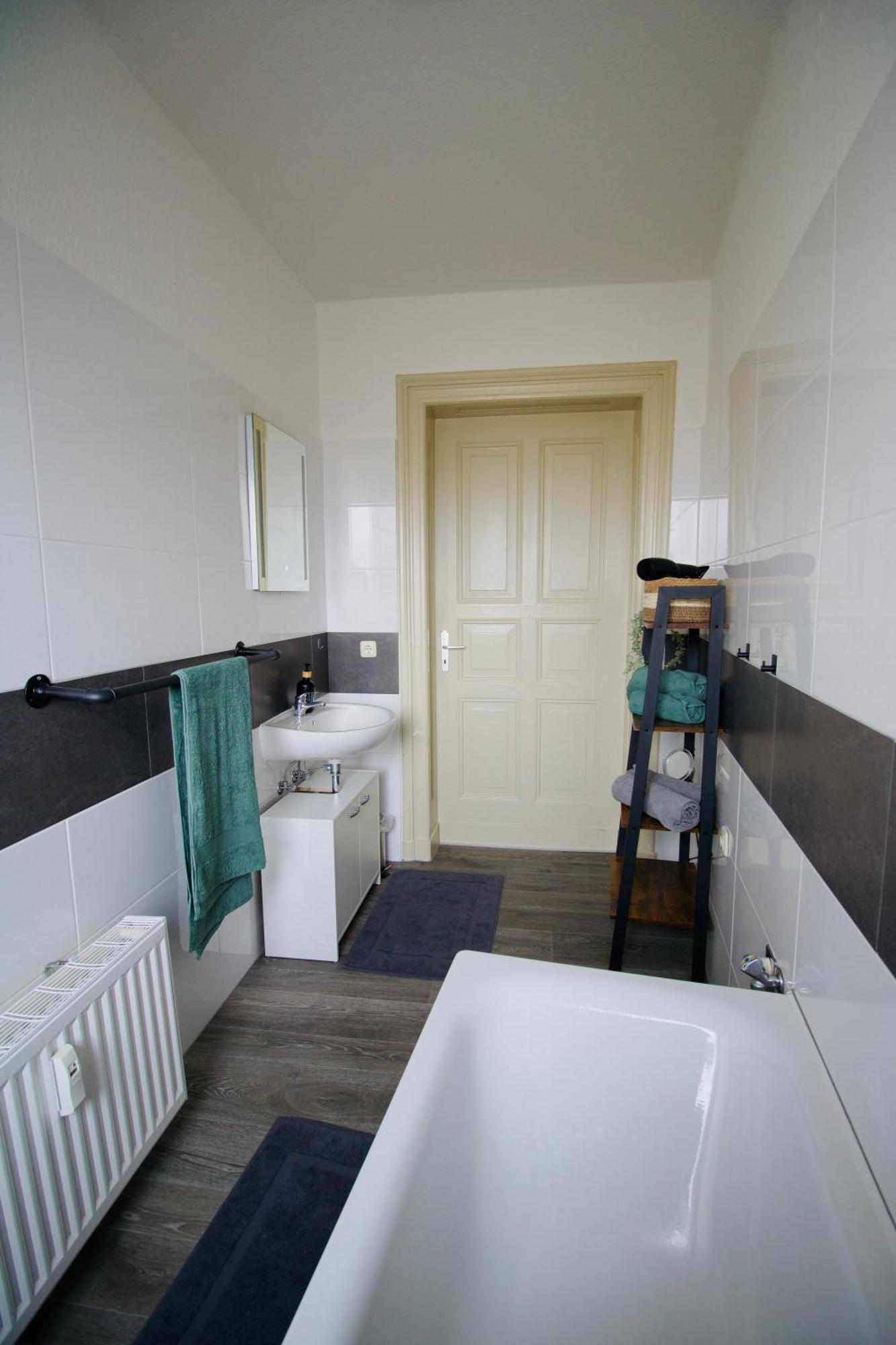 Gemuetliches Innenstadtnest, Zentrale Lage, 88Qm, Kostenfreier Parkplatz, Fuer Bis Zu 6 Personen Cottbus Exterior photo