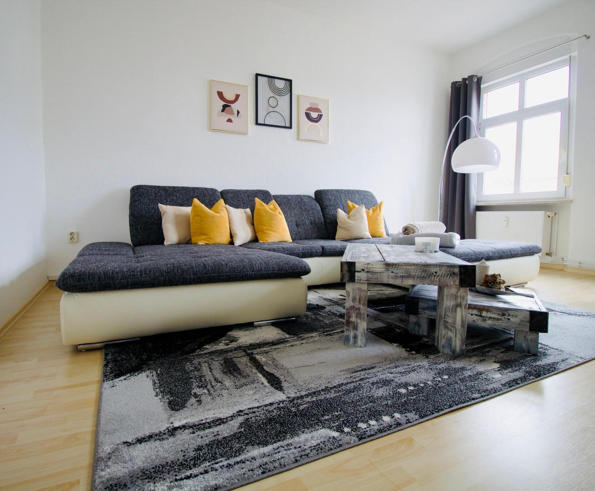 Gemuetliches Innenstadtnest, Zentrale Lage, 88Qm, Kostenfreier Parkplatz, Fuer Bis Zu 6 Personen Cottbus Exterior photo